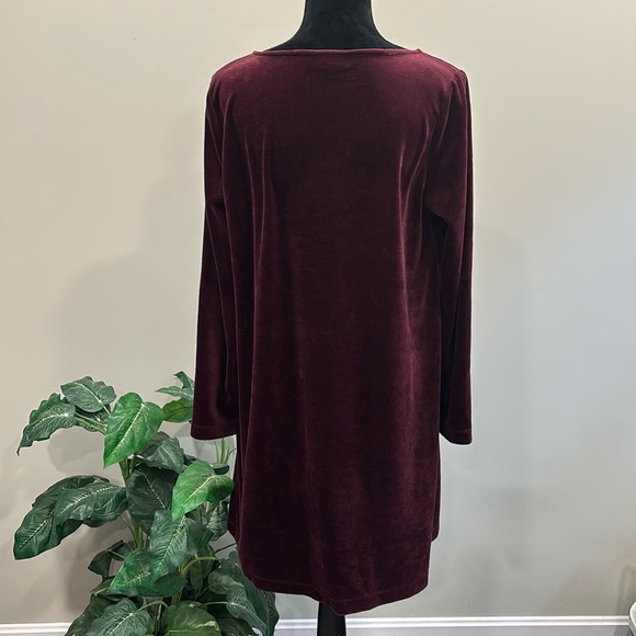 J. Jill Pure Jill Burgundy Velour Long Sleeve Shift Dress with Pockets - Picture 2 of 10
